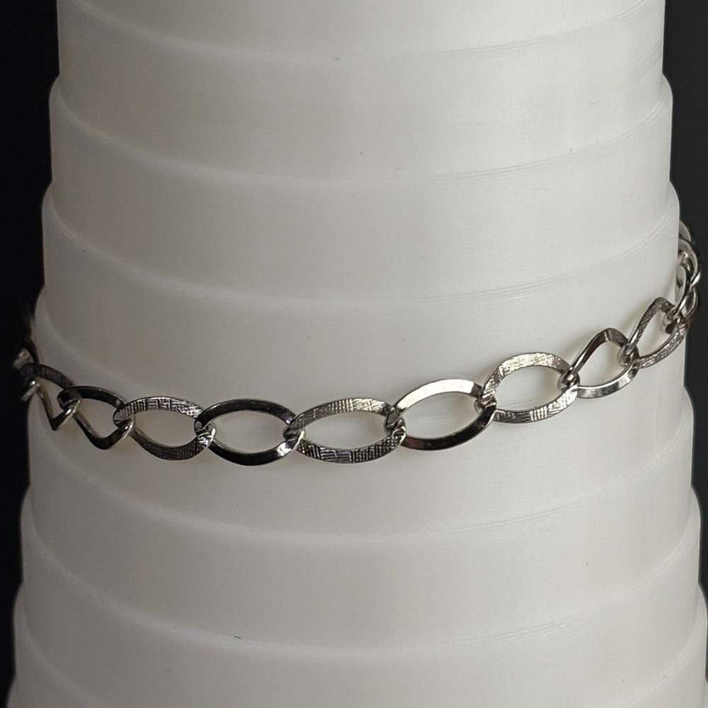 Vintage Sterling Silver Textured Oval Link Charm Chain Bracelet 7 Inch 925